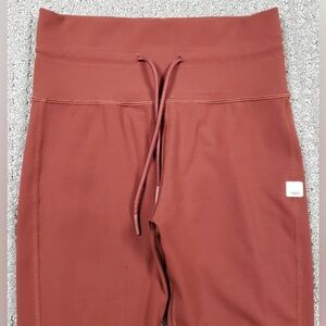 NWOT Vuori Daily Leggings, size M